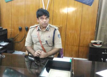 5 ಲಕ್ಷ ಸುಲಿಗೆ ಆರೋಪ; ಸಿಪಿಐ, ಎಎಸ್‌ಐ ವಿರುದ್ಧ ಶಿಸ್ತುಕ್ರಮ,  ಐಪಿಎಸ್‌ಗೆ ಕ್ಲೀನ್‌ಚಿಟ್‌