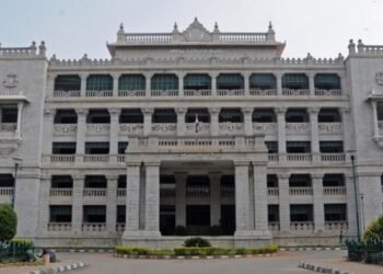 ದೈಹಿಕ ಶಿಕ್ಷಕರ ನೇಮಕಾತಿ ಪರೀಕ್ಷೆಯಲ್ಲೂ ಬ್ಲೂ ಟೂತ್‌ ಬಳಕೆ; ಅಭ್ಯರ್ಥಿಗಳ ಸ್ವಇಚ್ಛಾ ಹೇಳಿಕೆ ಬಹಿರಂಗ