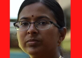 ಇಡಬ್ಲ್ಯೂಎಸ್‌ ಆದೇಶ;  ರಜೆಯಲ್ಲಿದ್ದರೂ ಹಿಂದಿನ ದಿನಾಂಕ ನಮೂದಿಸಿ ಸಹಿ ಹಾಕಿದರೇ  ಕಾರ್ಯದರ್ಶಿ?