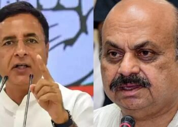 702 ಕೋಟಿ ಖರ್ಚಾಗಿರುವುದು ಗೊತ್ತಿಲ್ಲವೆಂದರೆ ಏನರ್ಥ?;’ದಿ ಫೈಲ್‌’ ವರದಿ ಬೆನ್ನಲ್ಲೇ ತರಾಟೆ